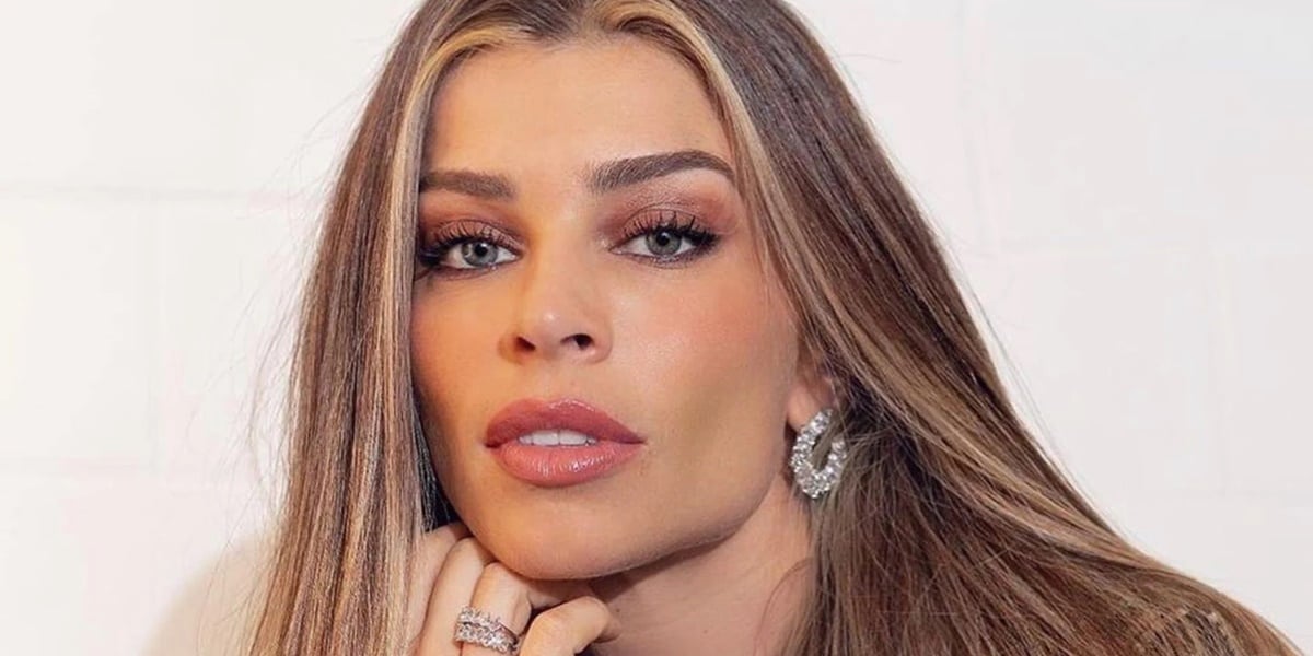 http://tvfoco.uai.com.br/wp-content/uploads/2015/05/Daniela-Mercury.jpg