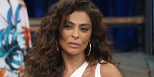 Juliana Paes ficou chateada com acontecimento no palco do Domingão (Foto: Reprodução)