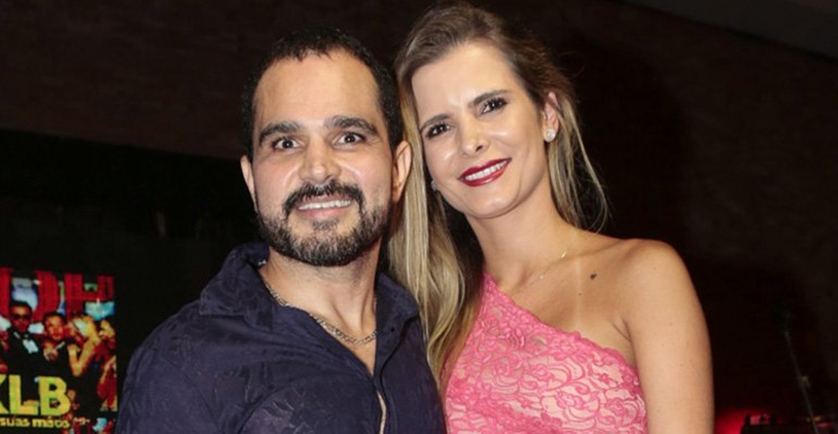 http://tvfoco.uai.com.br/wp-content/uploads/2015/05/Daniela-Mercury.jpg