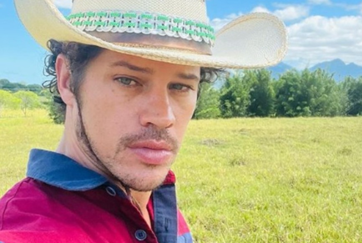 José Loreto assumiu que se relacionou com cantora (Foto: Reprodução / Globo)