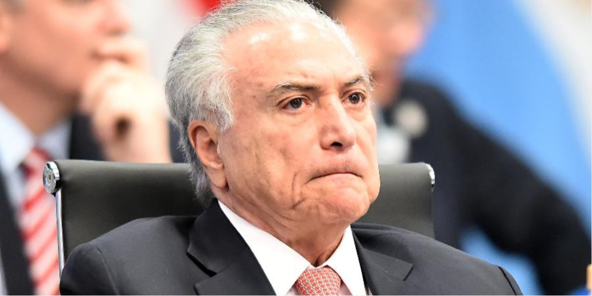 http://tvfoco.uai.com.br/wp-content/uploads/2015/05/Daniela-Mercury.jpg