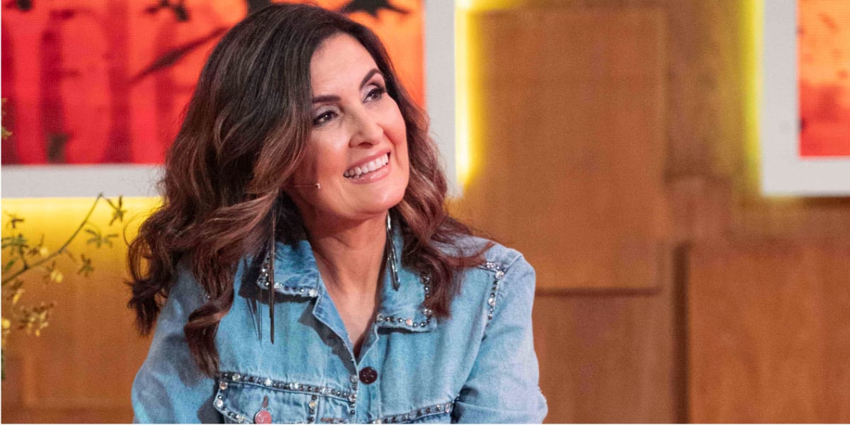 http://tvfoco.uai.com.br/wp-content/uploads/2015/05/Daniela-Mercury.jpg