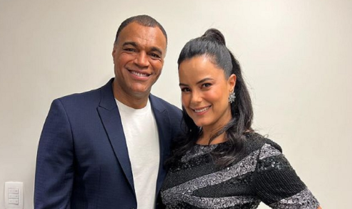 Denilson confessou que pressionou Luciele Di Camargo para lhe assumir no início do relacionamento