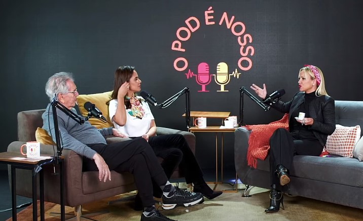 Eliana participou do podcast de Carlos Alberto de Nóbrega com Renata Domingues