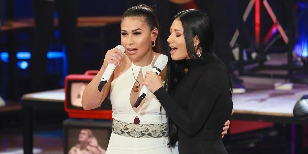http://tvfoco.uai.com.br/wp-content/uploads/2015/05/Daniela-Mercury.jpg