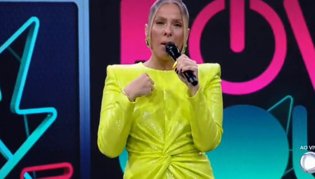 Adriane Galisteu diz que tem a própria 'Ilha Record' no 'Power Couple'