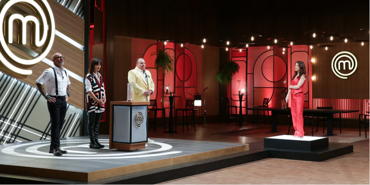 A apresentadora Ana Paula Padrão e os jurados do MasterChef - Foto: Reprodução