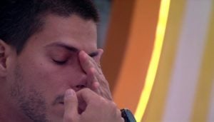 Arthur Aguiar não está com tanta sorte após vitória no BBB22 (Reprodução/ Globo)