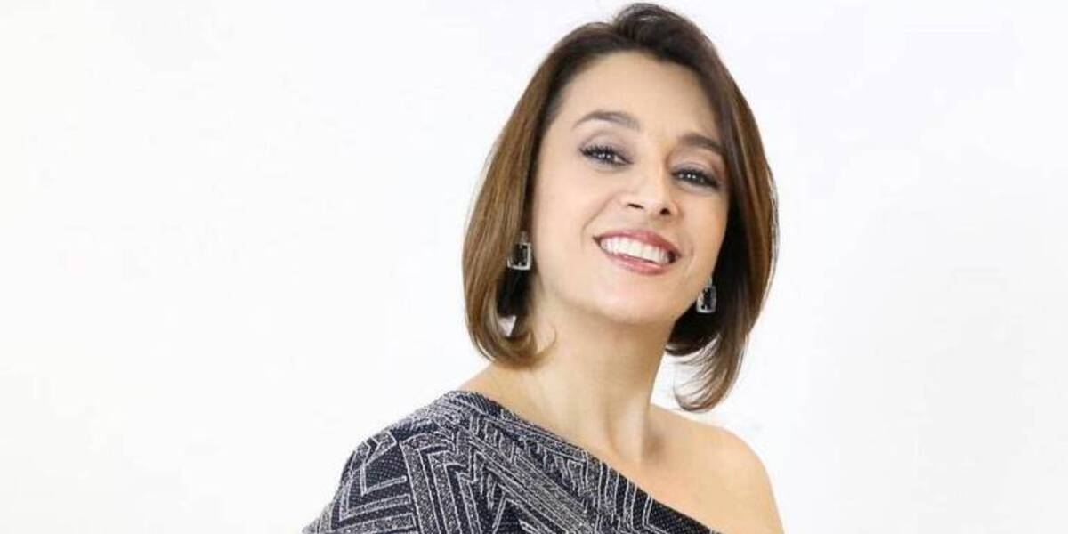 http://tvfoco.uai.com.br/wp-content/uploads/2015/05/Daniela-Mercury.jpg
