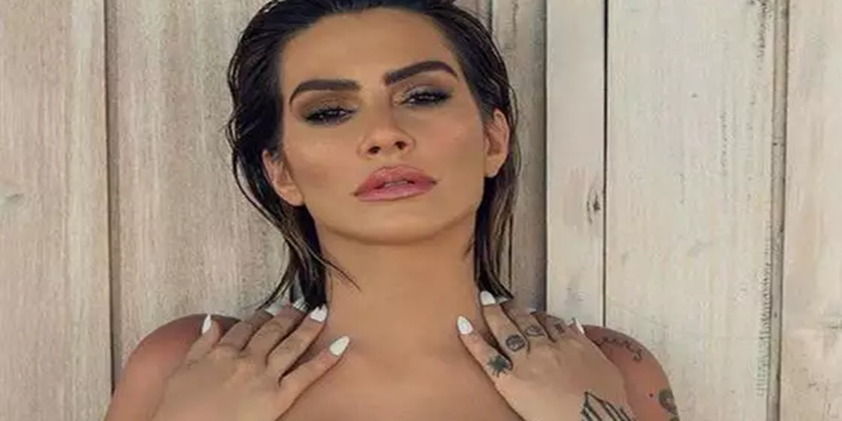 http://tvfoco.uai.com.br/wp-content/uploads/2015/05/Daniela-Mercury.jpg
