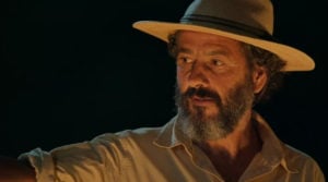 José Leôncio (Marcos Palmeira) fica indignado quando Jove (Jesuíta Barbosa) diz que vai morar na tapera em Pantanal: Veja resumo da semana (Foto: Reprodução / Globo)