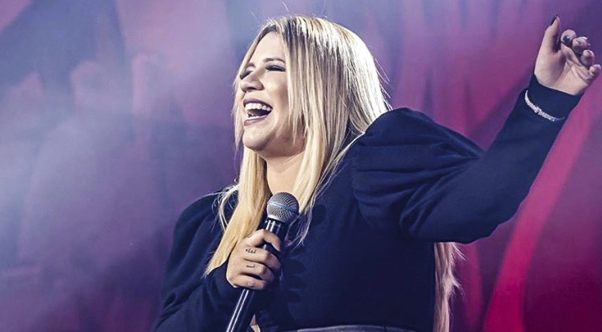 http://tvfoco.uai.com.br/wp-content/uploads/2015/05/Daniela-Mercury.jpg