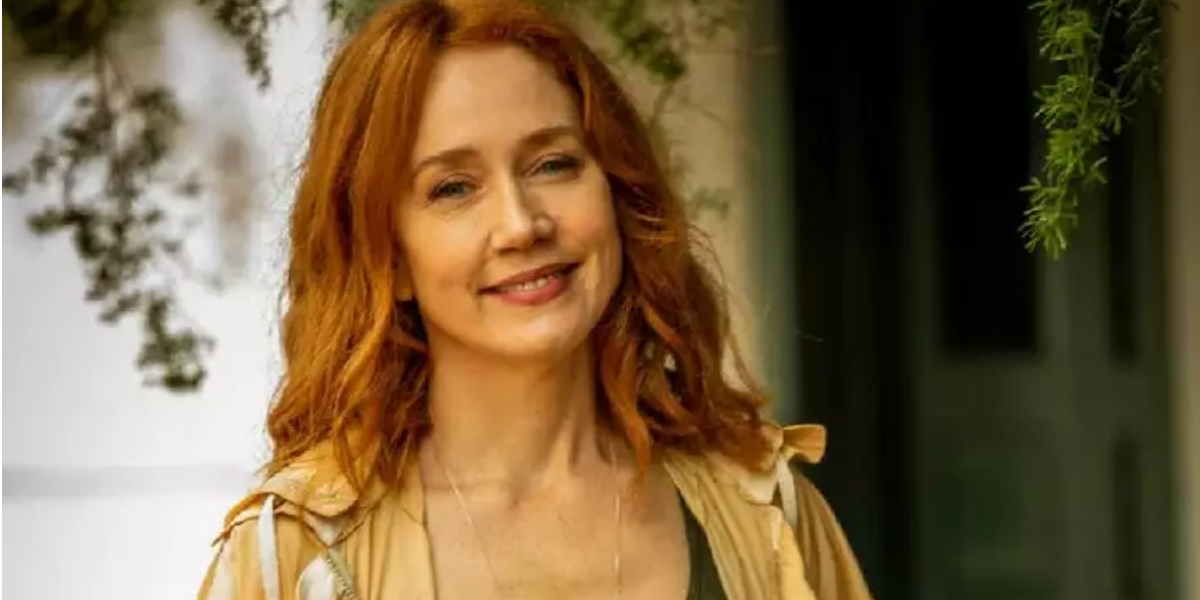 http://tvfoco.uai.com.br/wp-content/uploads/2015/05/Daniela-Mercury.jpg