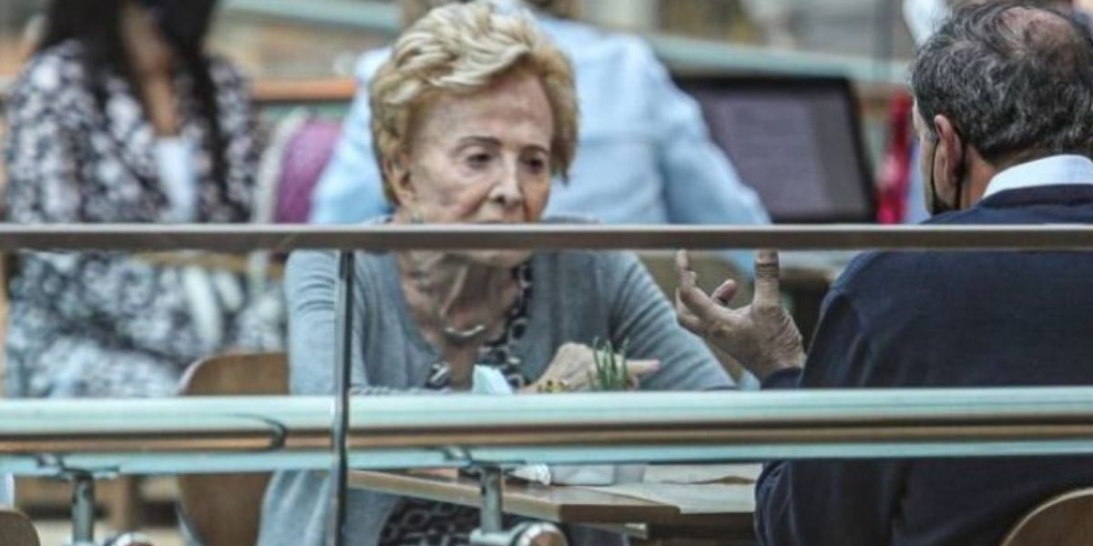 http://tvfoco.uai.com.br/wp-content/uploads/2015/05/Daniela-Mercury.jpg