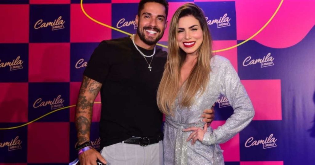 Érika Schneider e Bill Araújo terminaram mais uma vez de acordo com a Record Érika Schneider e Bill Araújo terminaram mais uma vez de acordo com a Record