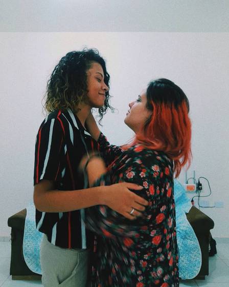 Karol Lannes e namorada (Foto: Reprodução)