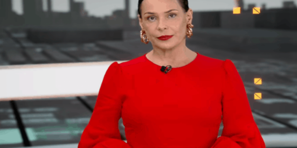 http://tvfoco.uai.com.br/wp-content/uploads/2015/05/Daniela-Mercury.jpg