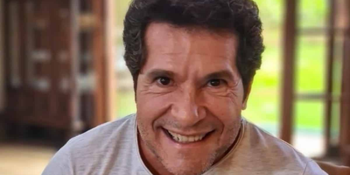 http://tvfoco.uai.com.br/wp-content/uploads/2015/05/Daniela-Mercury.jpg