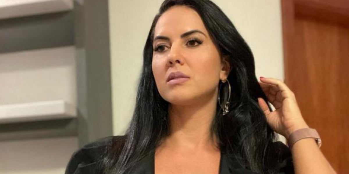 http://tvfoco.uai.com.br/wp-content/uploads/2015/05/Daniela-Mercury.jpg