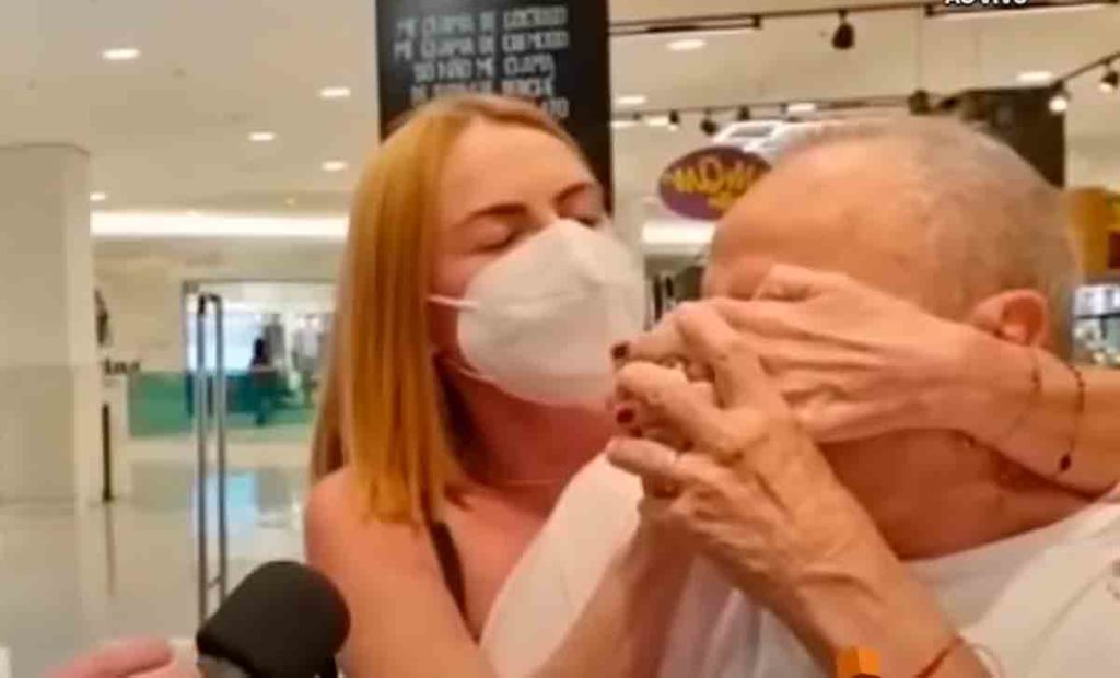 Marilene Saad tirou Stênio Garcia de entrevista por conta do ator estar sem máscara- Foto: Reprodução