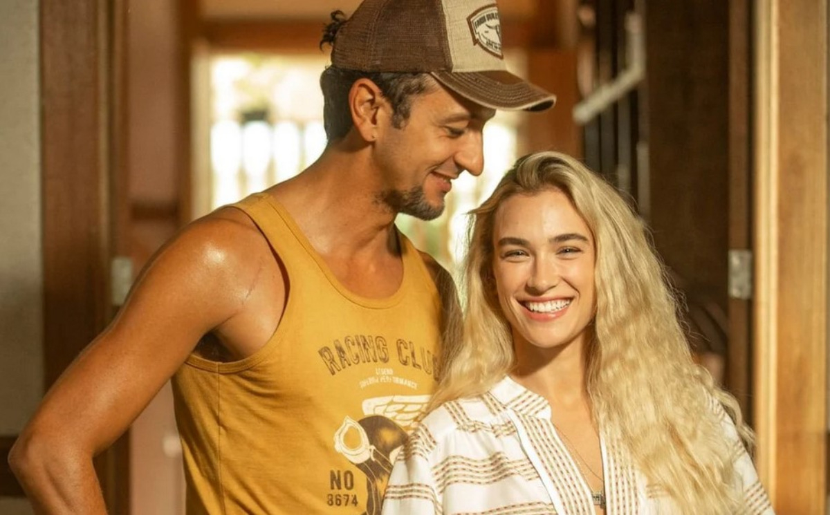 http://tvfoco.uai.com.br/wp-content/uploads/2015/05/Daniela-Mercury.jpg