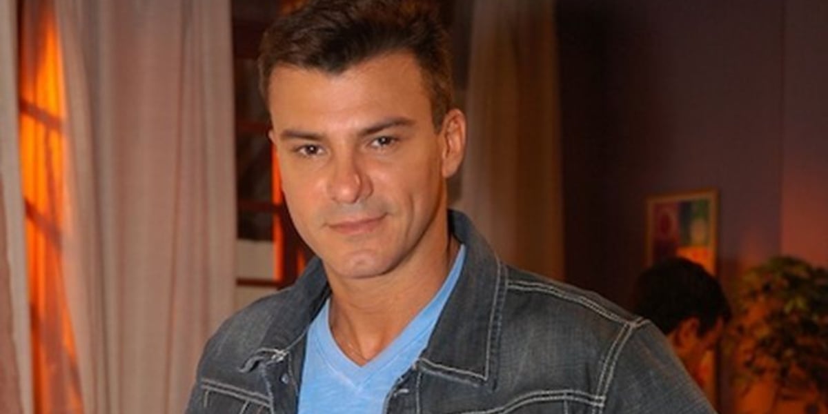 http://tvfoco.uai.com.br/wp-content/uploads/2015/05/Daniela-Mercury.jpg