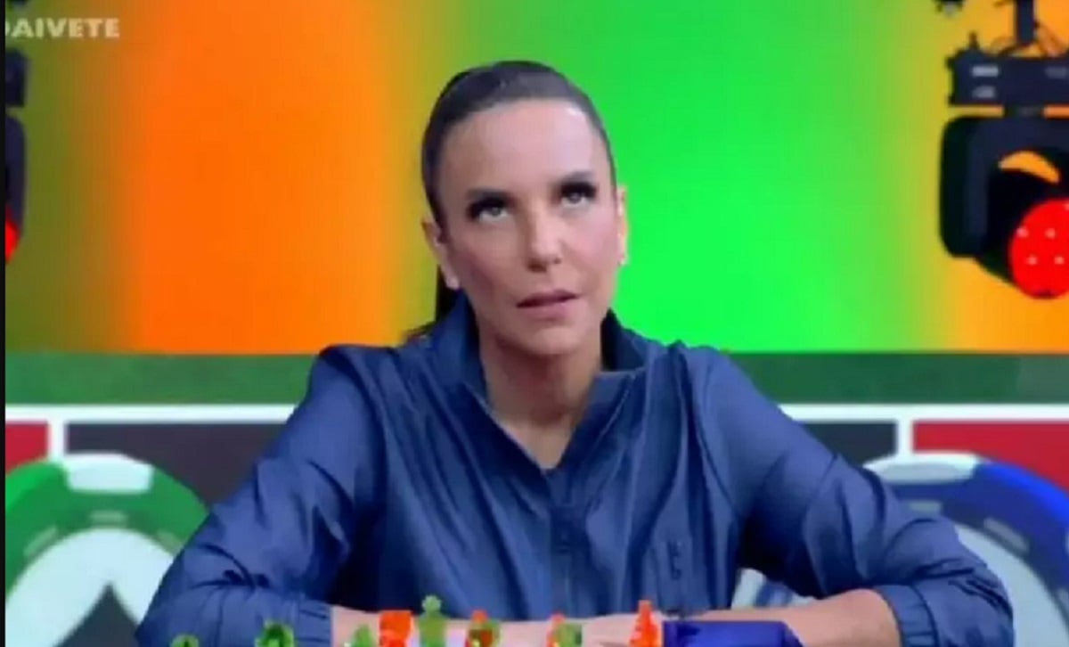 http://tvfoco.uai.com.br/wp-content/uploads/2015/05/Daniela-Mercury.jpg