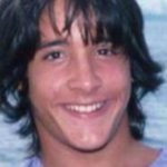 Lembra dele? Roy Rossello do "Menudo", perdeu toda fortuna, foi preso e hoje vive atrás de uma igreja (Foto: Reprodução)
