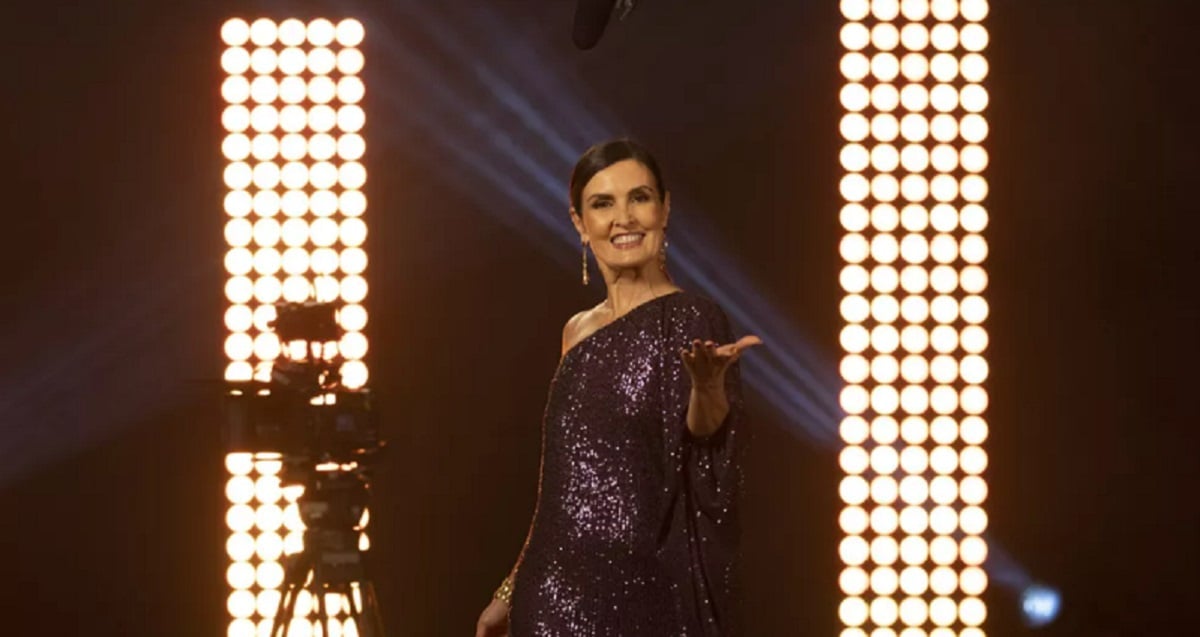 http://tvfoco.uai.com.br/wp-content/uploads/2015/05/Daniela-Mercury.jpg