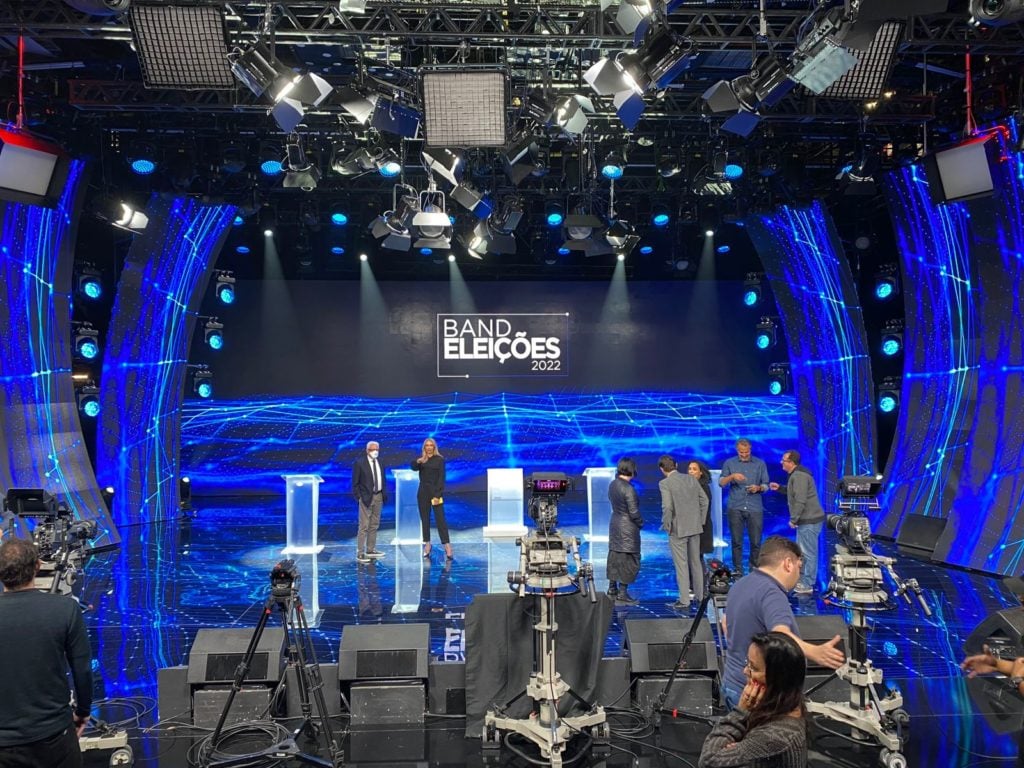Foto vazada do Band Eleições ocupando o estúdio do Faustão na Band- Foto: Reprodução