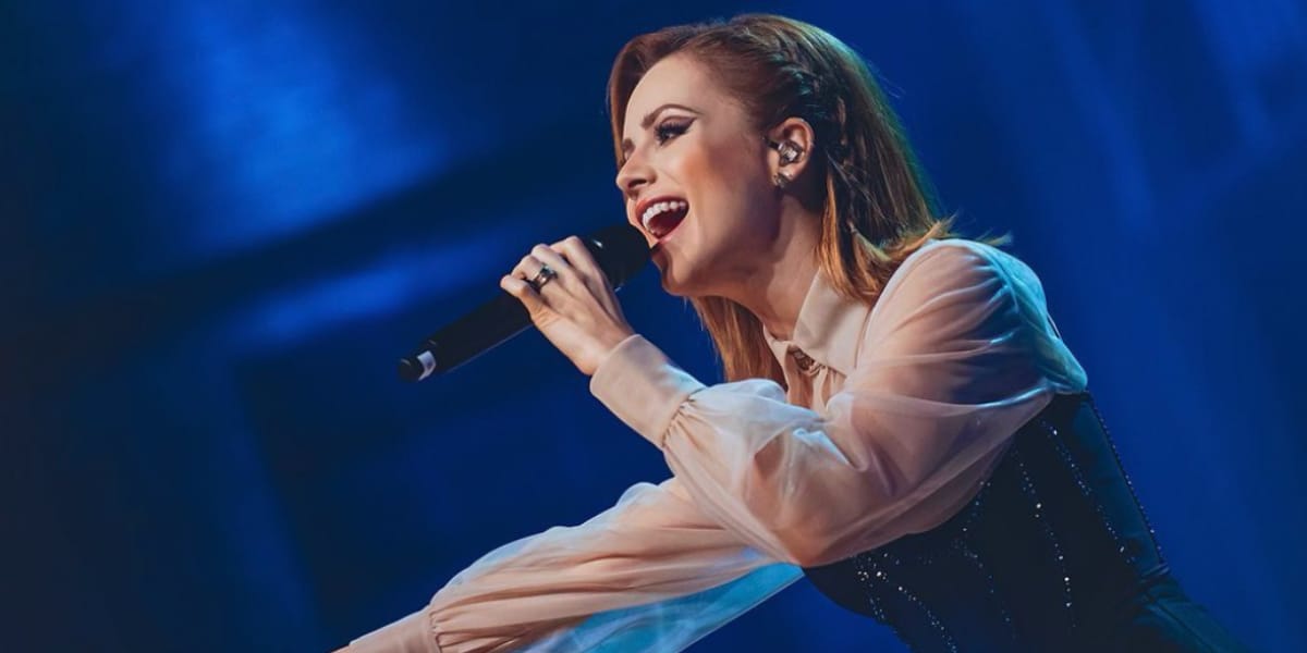 http://tvfoco.uai.com.br/wp-content/uploads/2015/05/Daniela-Mercury.jpg