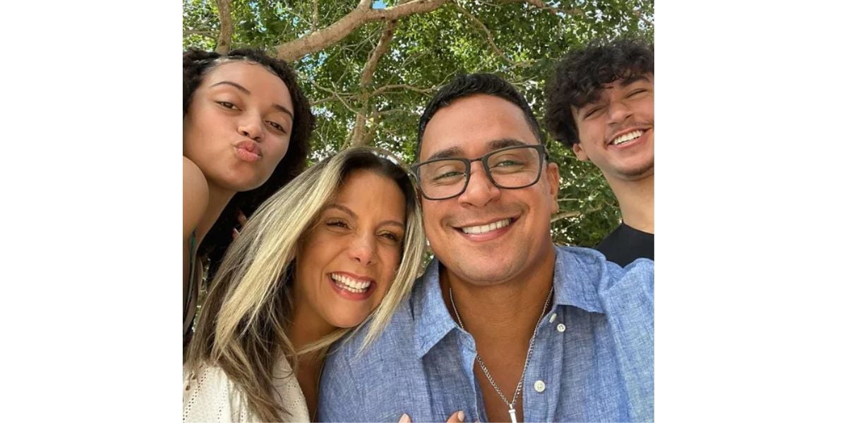 Xanddy- Carla Perez - filhos