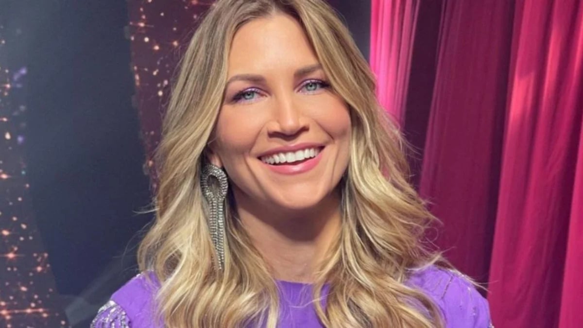 http://tvfoco.uai.com.br/wp-content/uploads/2015/05/Daniela-Mercury.jpg