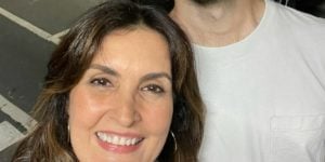 Fátima Bernardes chama atenção ao surgir com o filho em foto rara (Foto: Reprodução)