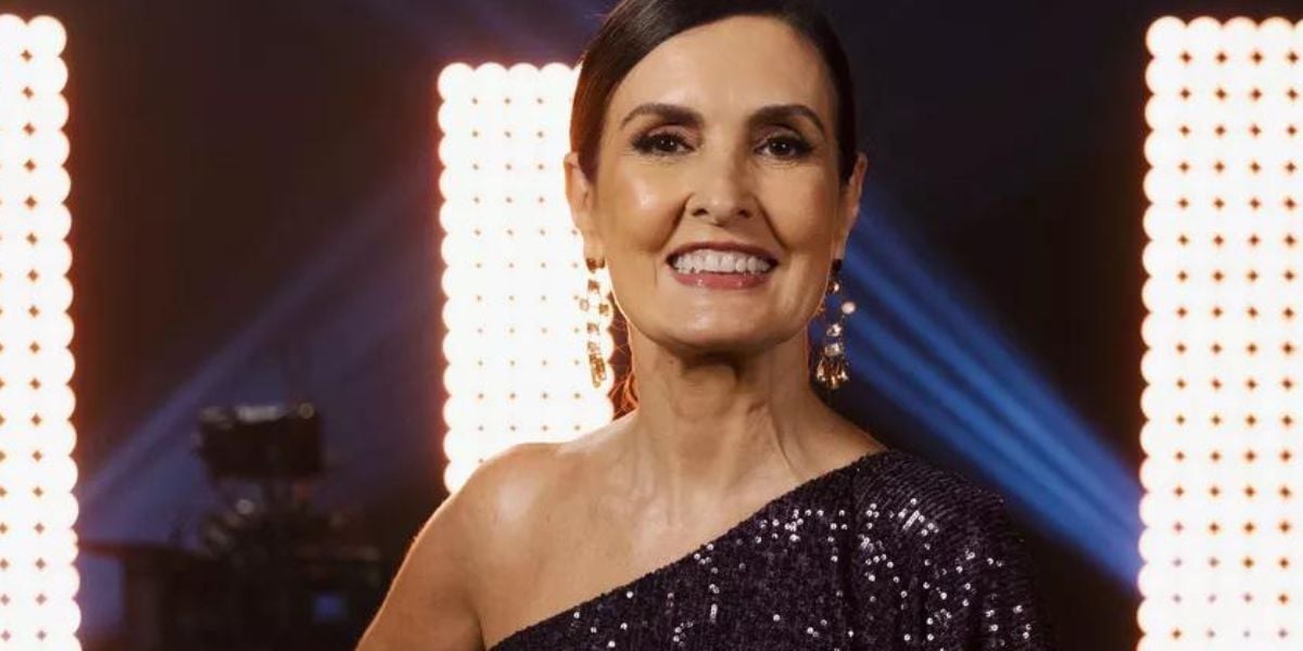 http://tvfoco.uai.com.br/wp-content/uploads/2015/05/Daniela-Mercury.jpg