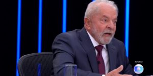 Lula criticou Bolsonaro no Jornal Nacional (Foto: Reprodução / TV Globo)