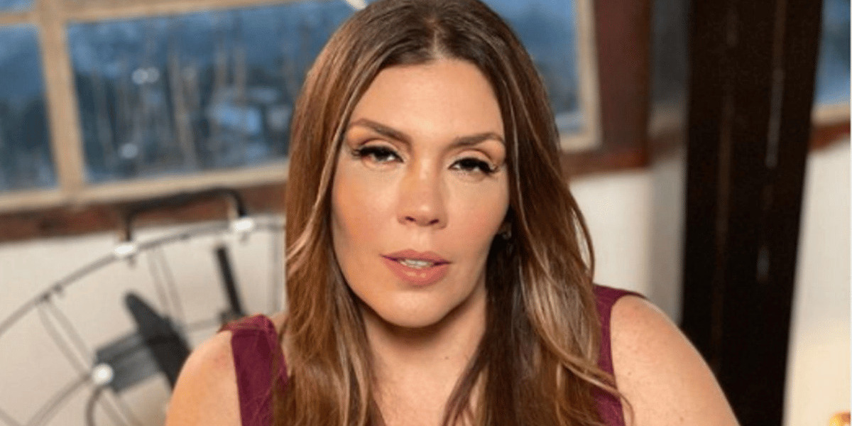 http://tvfoco.uai.com.br/wp-content/uploads/2015/05/Daniela-Mercury.jpg
