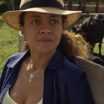 Zuleica fica preocupada com Guta em Pantanal (Foto: Reprodução/Globo)