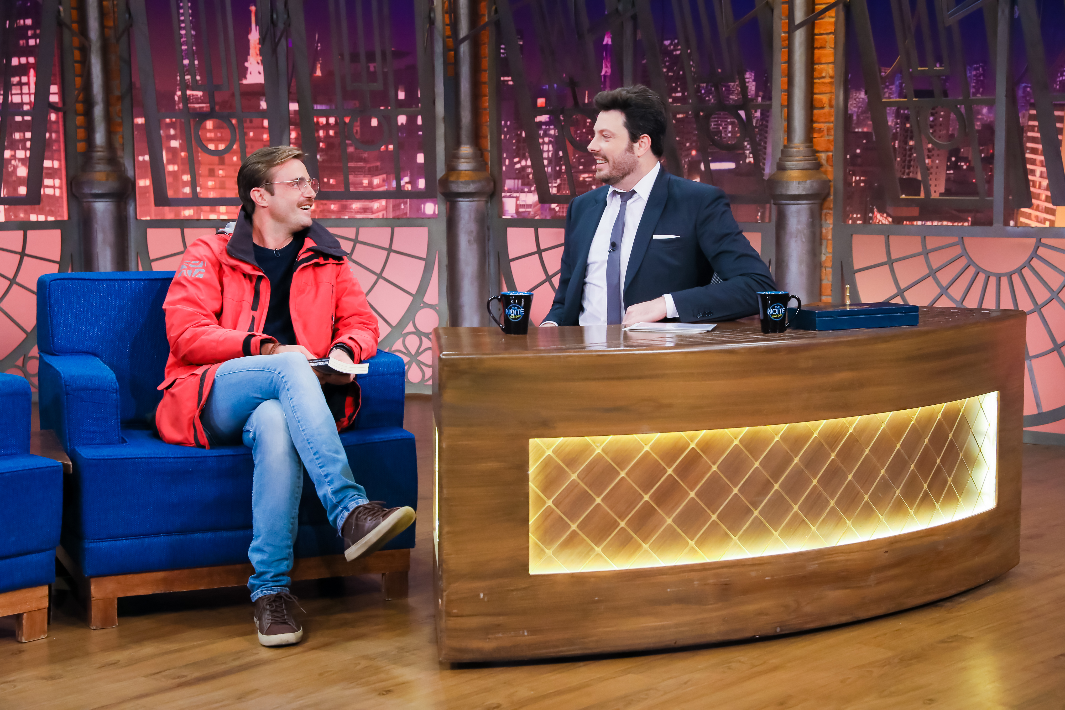 http://tvfoco.uai.com.br/wp-content/uploads/2015/05/Daniela-Mercury.jpg