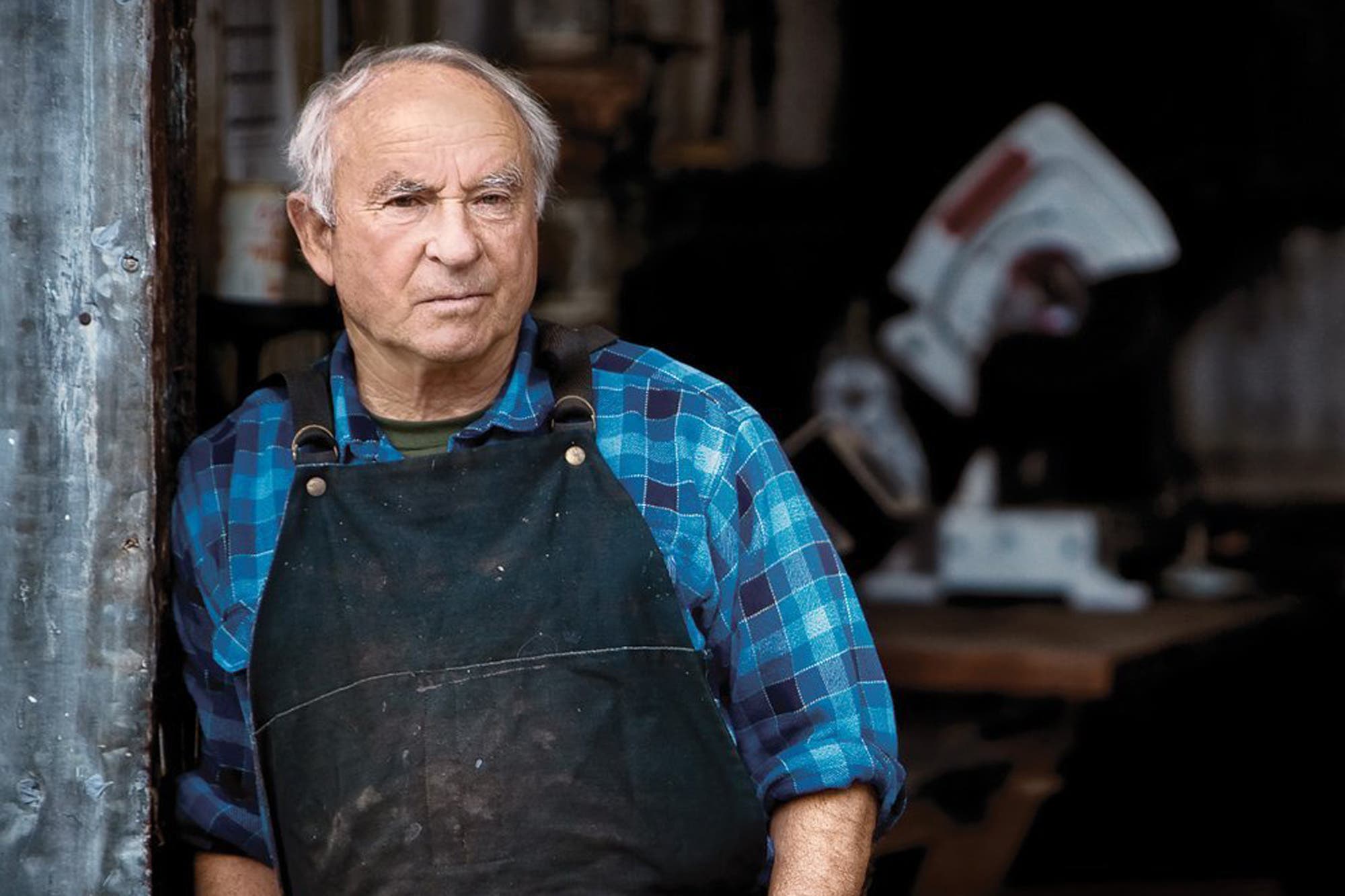 Yvon Chouinard, bilionário, abomina riqueza, anda de carro velho e não tem celular - Reprodução Yvon Chouinard, bilionário, abomina riqueza, anda de carro velho e não tem celular - Reprodução
