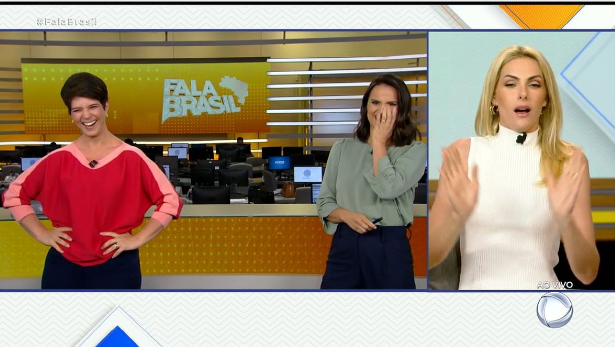 http://tvfoco.uai.com.br/wp-content/uploads/2015/05/Daniela-Mercury.jpg