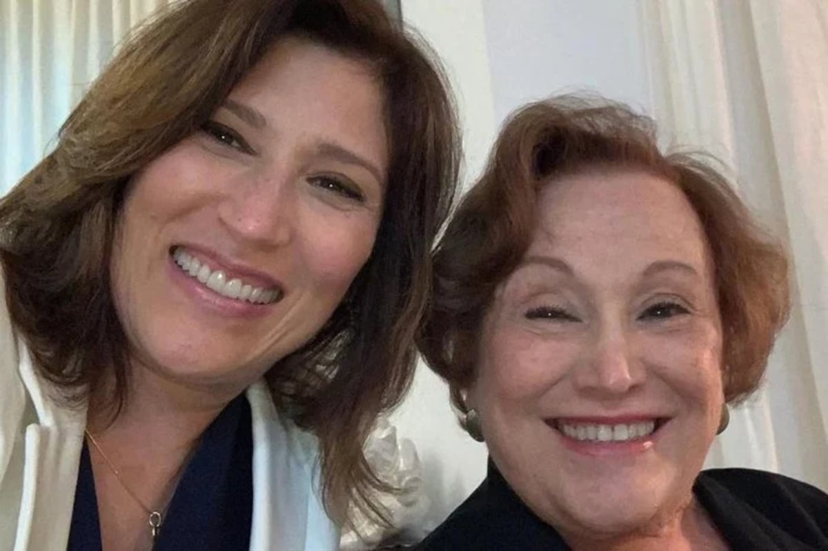 Beth Goulart e a mãe, Nicette Bruno (Foto: Reprodução)