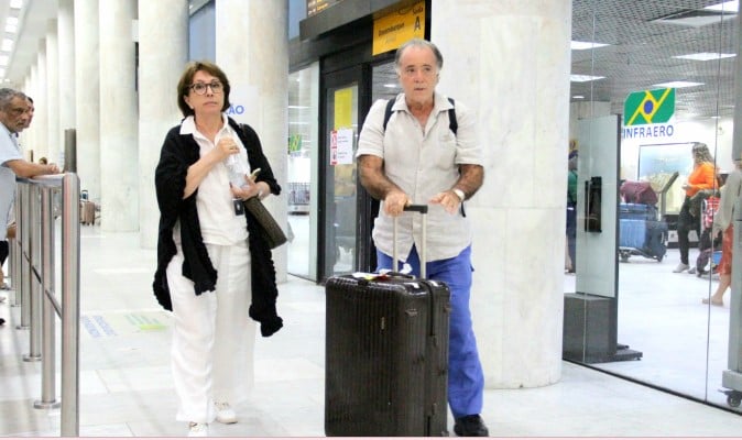 Tony Ramos surge em cliques ao lado da esposa em momento raro - Foto: - AgNews