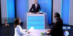 William Bonner mandou Padre Kelmon se calar (Foto: Reprodução/TV Globo)