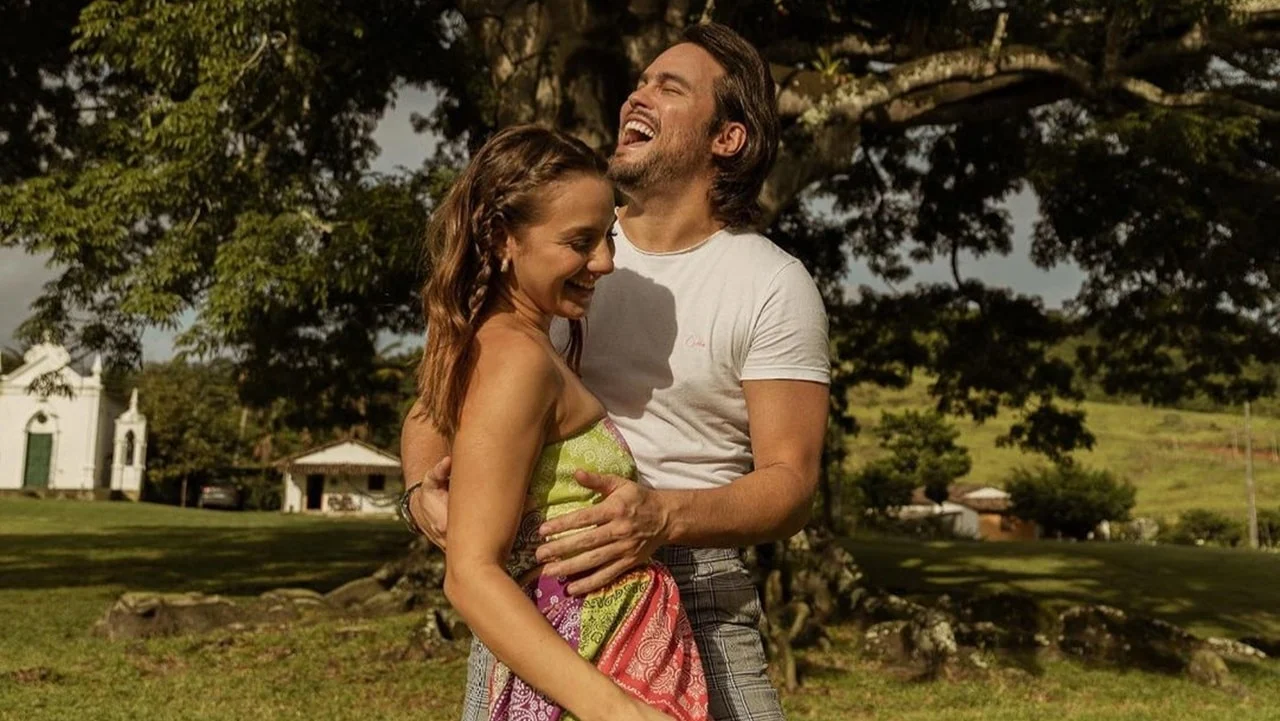 Karoline Calheiros e o marido Tom Santos (Foto: Instagram)