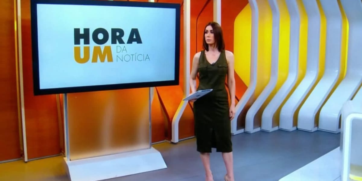 Michelle Barros apresentando o Hora um (Reprodução: Instagram)