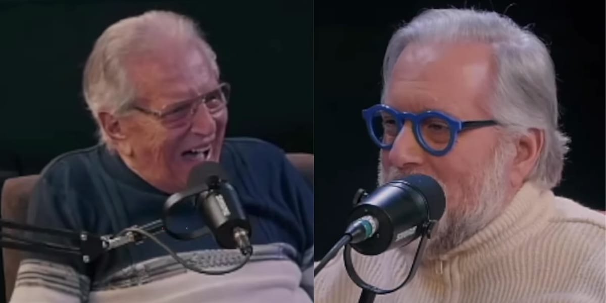 Carlos Alberto se surpreende com resposta de Leão Lobo (Reprodução: Youtube)