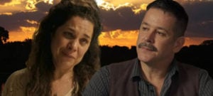 Maria Bruaca (Isabel Teixeira) será raptada, ameaçada e torturada por Tenório (Murilo Benício) em Pantanal (Foto: Reprodução / Globo / Montagem TV Foco)