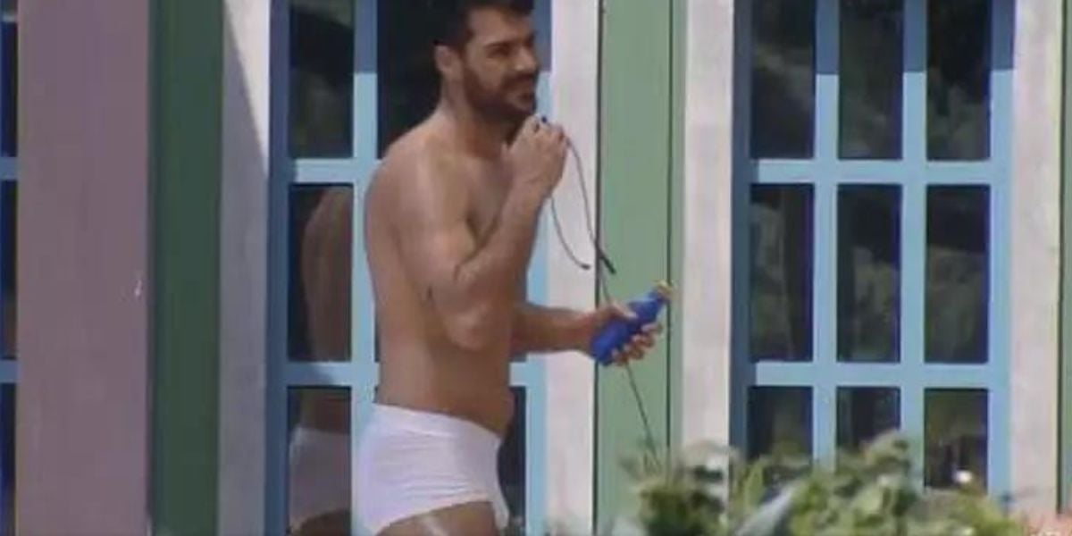 Shayan impressiona público e choca Deolane com tamanho de parte íntima (Reprodução)