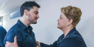 Felipe Neto ficou cara a cara com Dilma Rousseff (Foto: Reprodução)